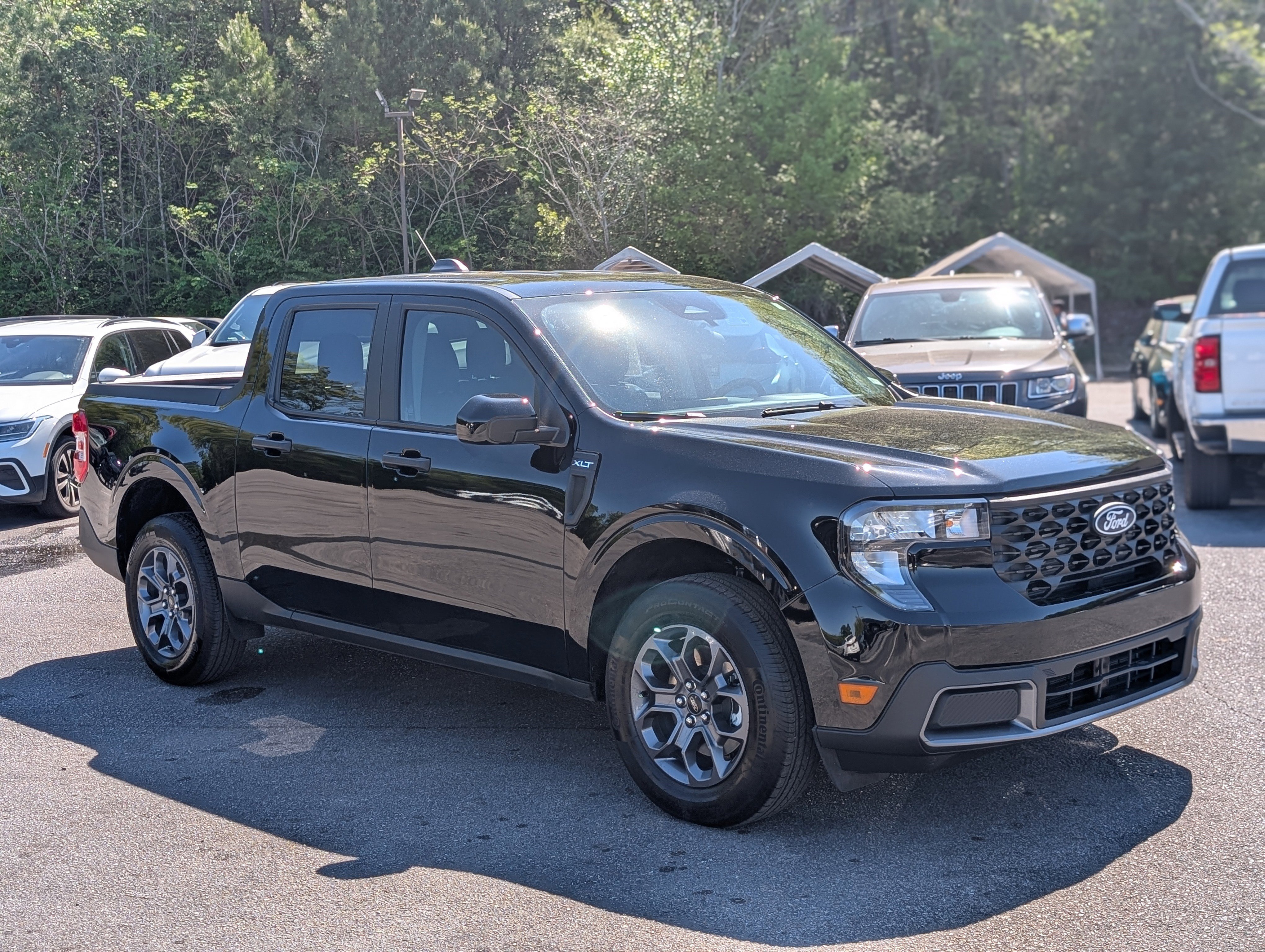 Used 2025 Ford Maverick XLT w/ XLT Luxury Package image 11