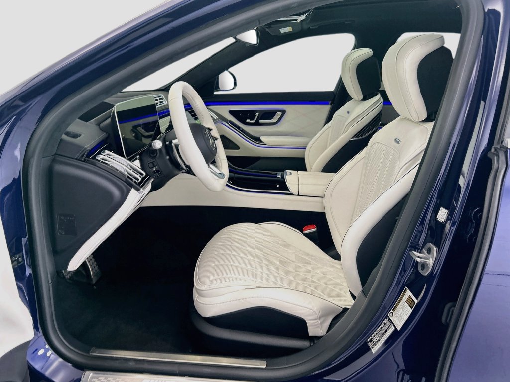 Used 2025 Mercedes-Benz S 63 AMG S image 18