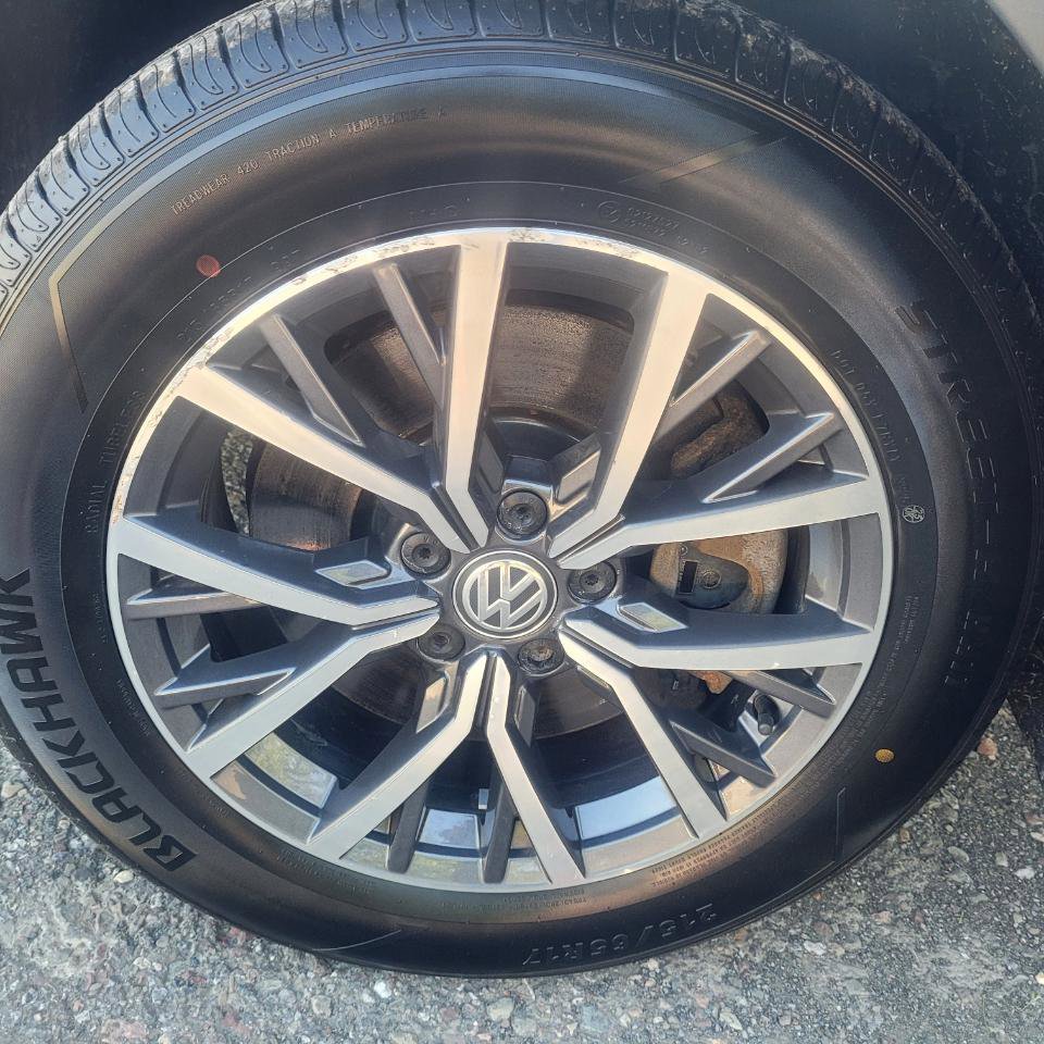 Used 2019 Volkswagen Tiguan SE w/ Panoramic Sunroof Package AWD/4WD image 46