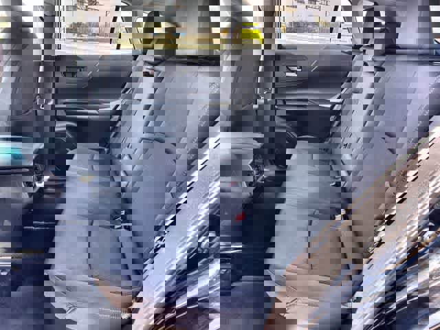 Used 2021 Toyota Venza LE w/ Carpet Mat Package (TMS) image 14