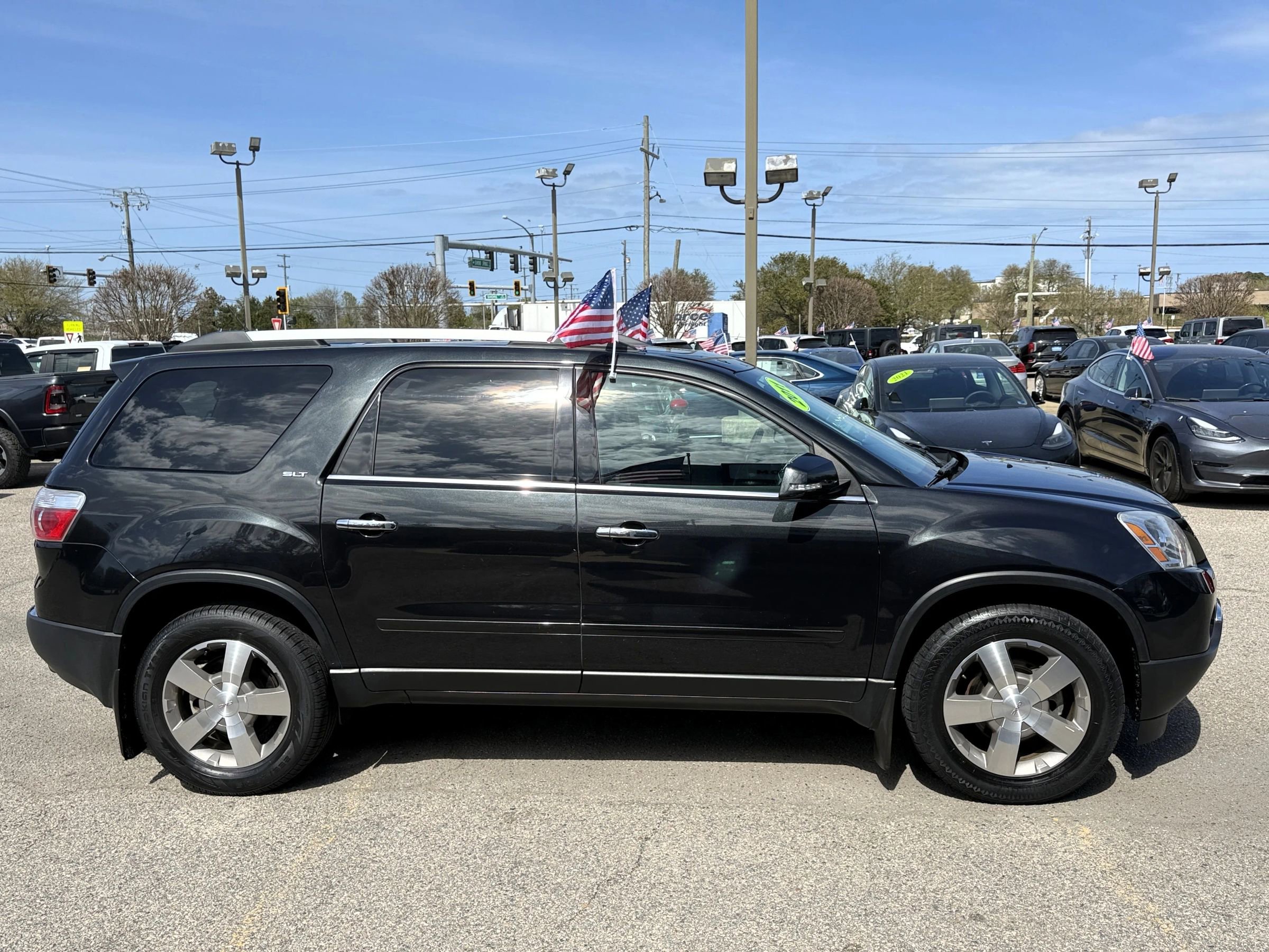 Used 2011 GMC Acadia SLT image 22