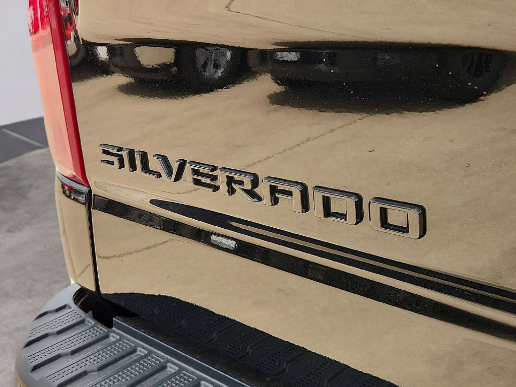 New 2026 Chevrolet Silverado 1500 Custom w/ Turbomax Blackout Package RWD image 10