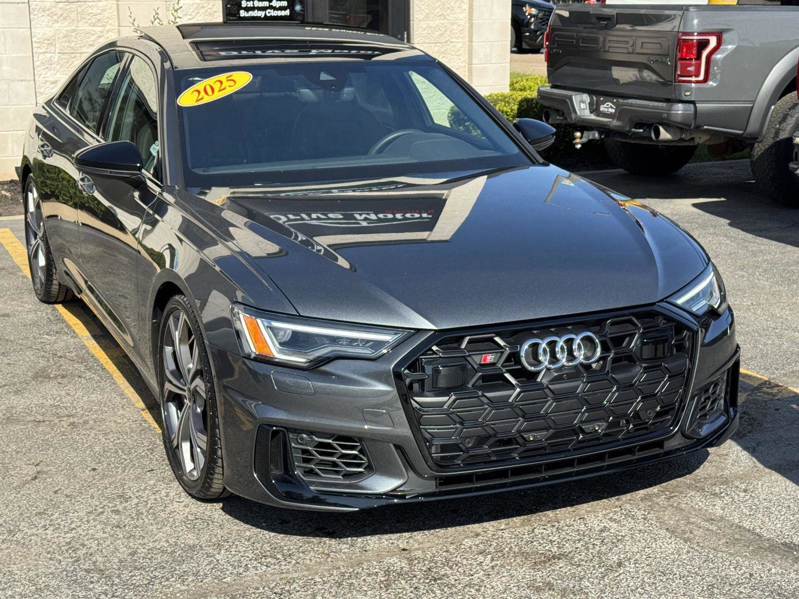 Used 2025 Audi S6 Premium Plus w/ Premium Plus Package AWD/4WD image 11