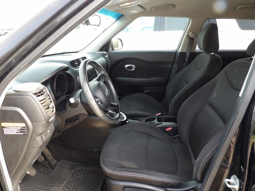 Used 2016 Kia Soul FWD image 5