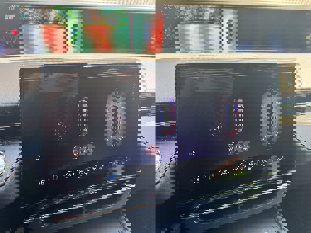 New 2025 Lincoln Nautilus Premier w/ Equipment Group 102A image 38