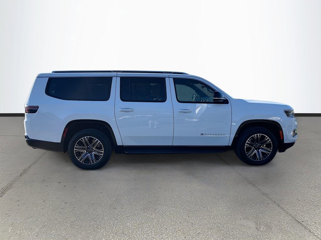 Certified 2025 Jeep Wagoneer L 4WD w/ HD Trailer Tow Package image 8