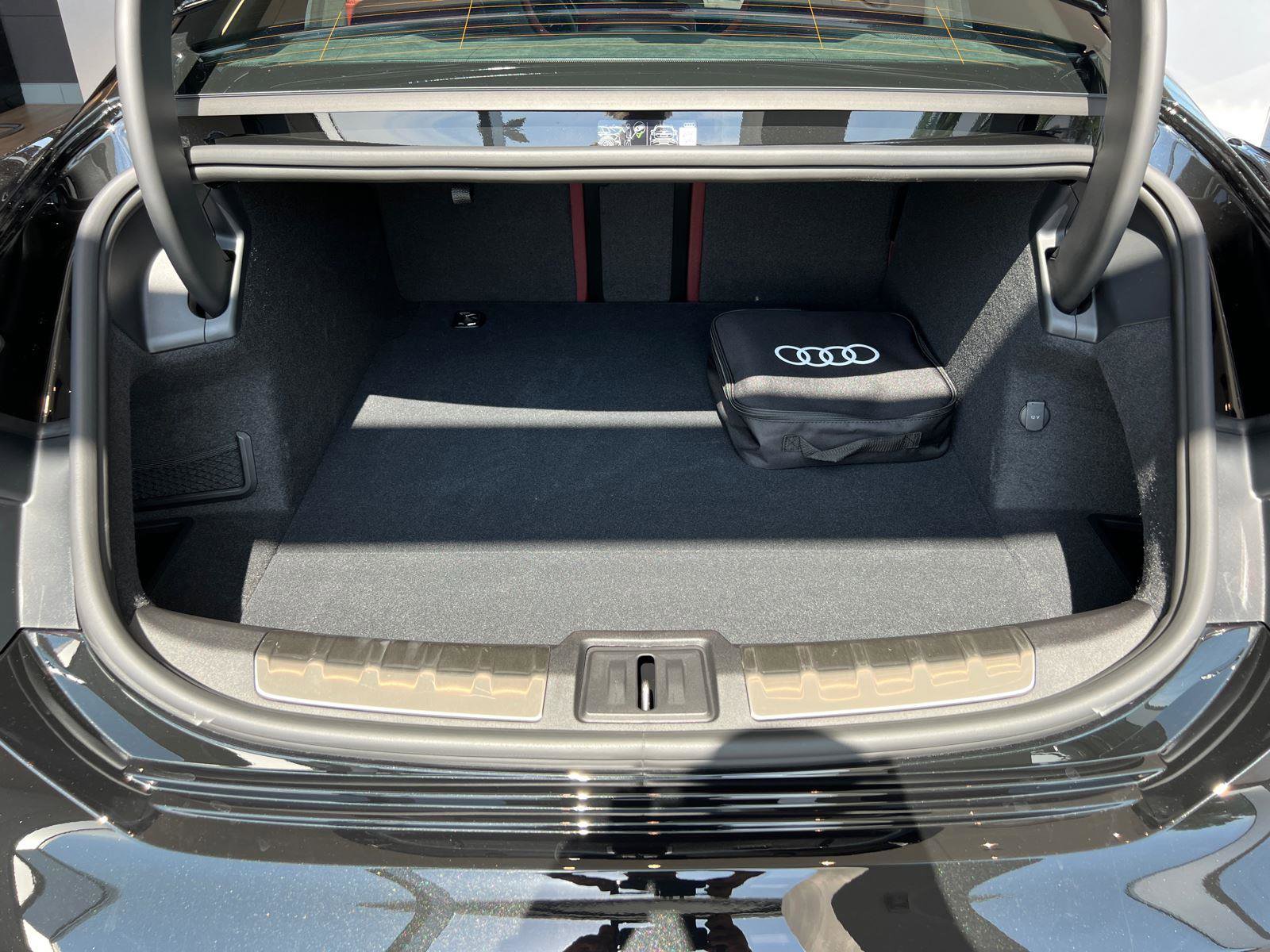 New 2025 Audi RS e-tron GT performance image 9