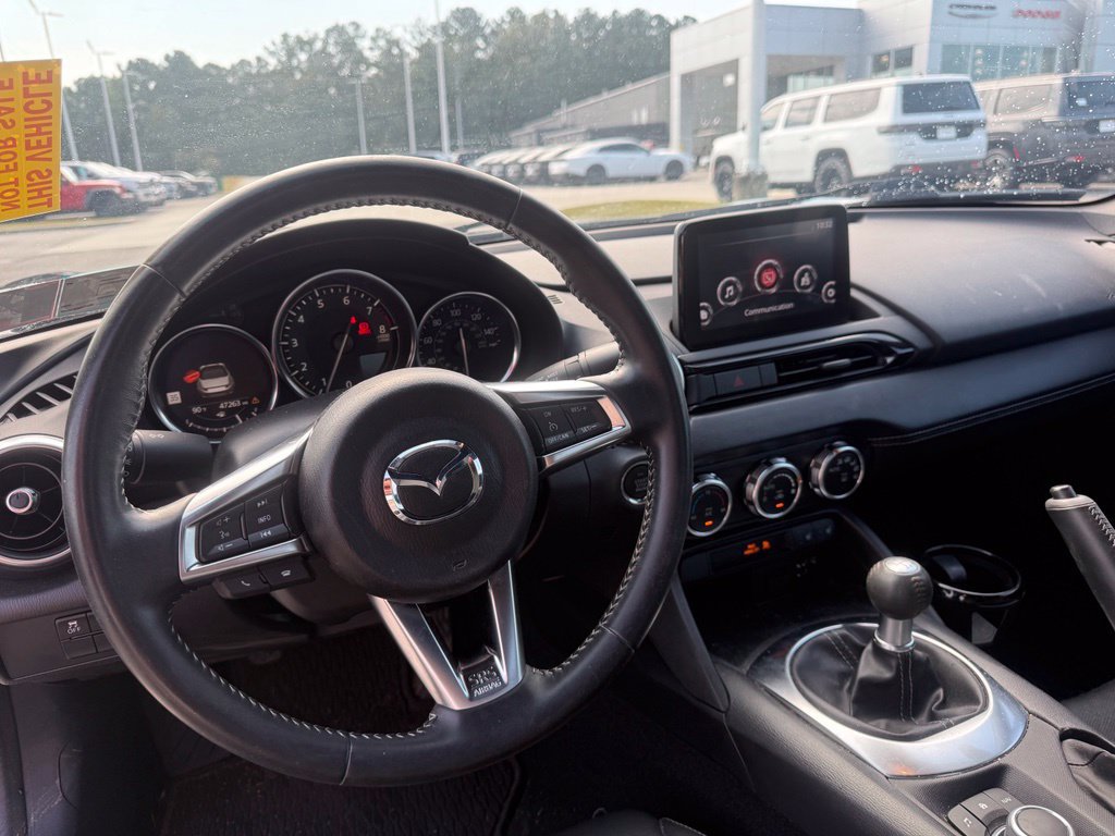 Used 2023 MAZDA MX-5 Miata Grand Touring w/ Weather Package RWD image 9