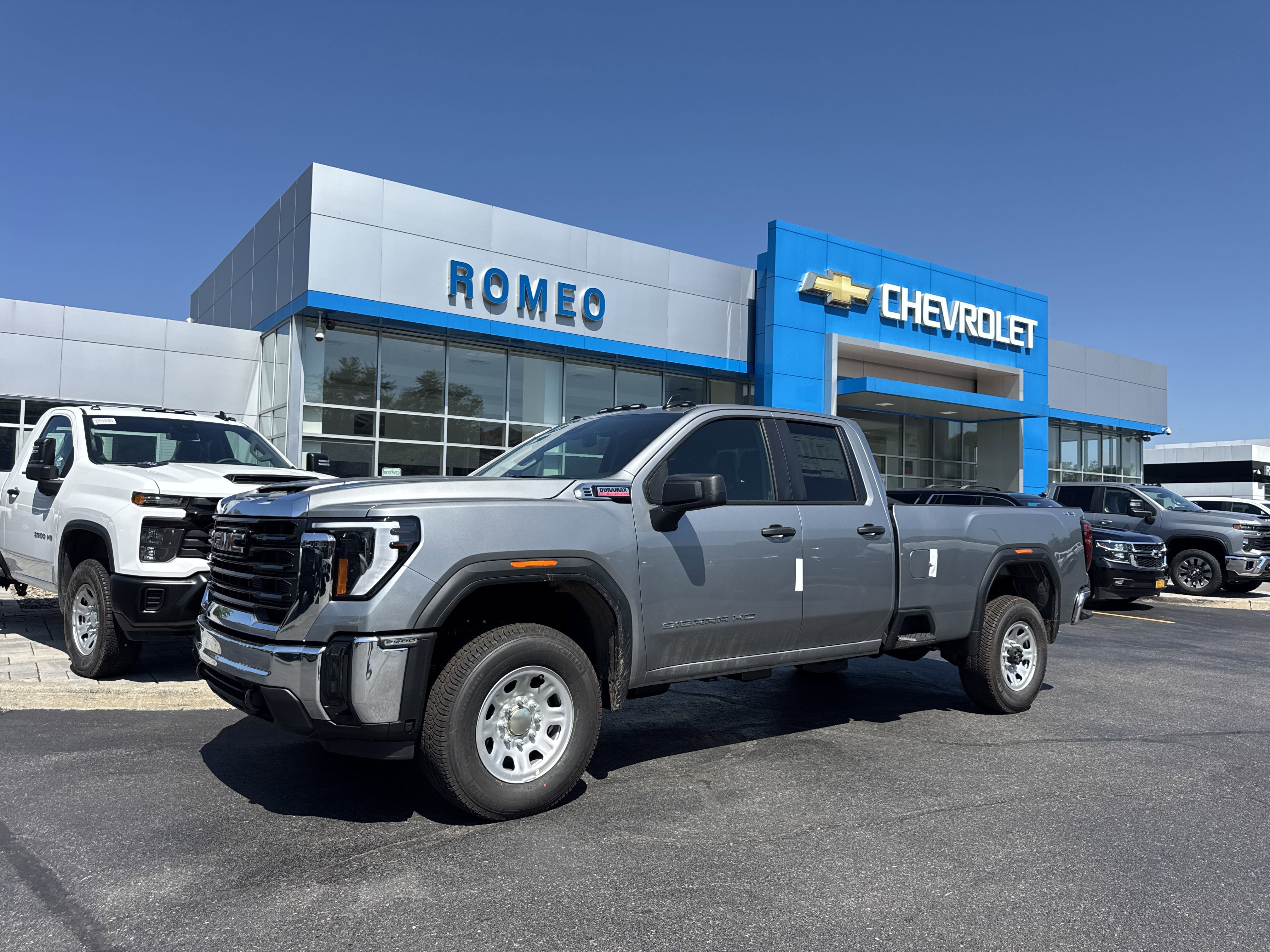 New 2025 GMC Sierra 2500 Pro