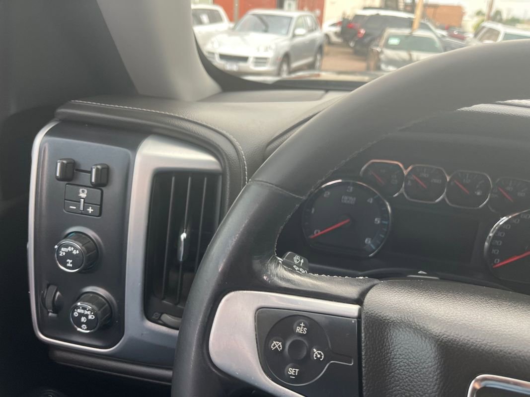 Used 2018 GMC Sierra 1500 SLE w/ SLE Value Package AWD/4WD image 34