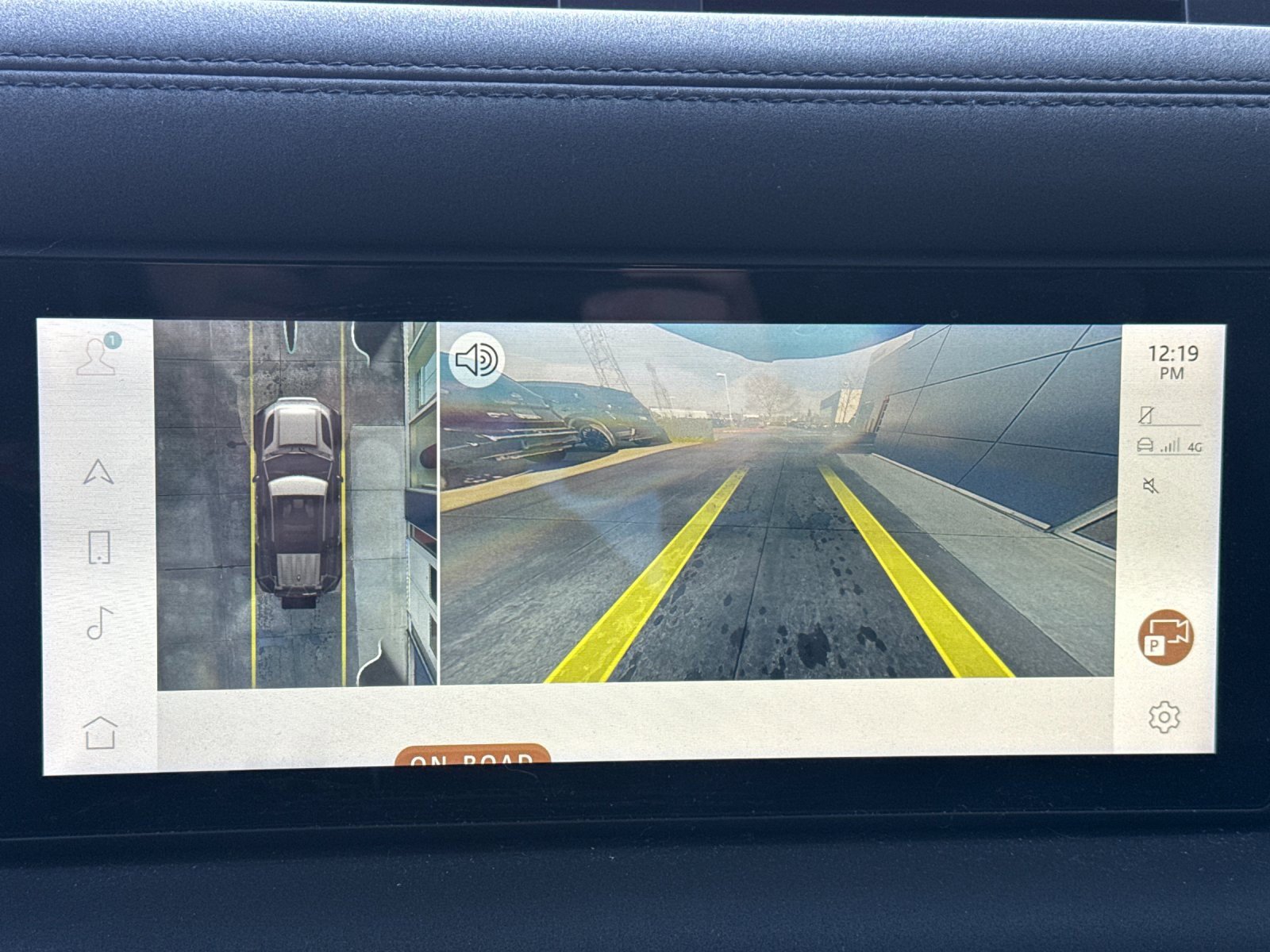 Used 2020 Land Rover Defender 110 First Edition image 19