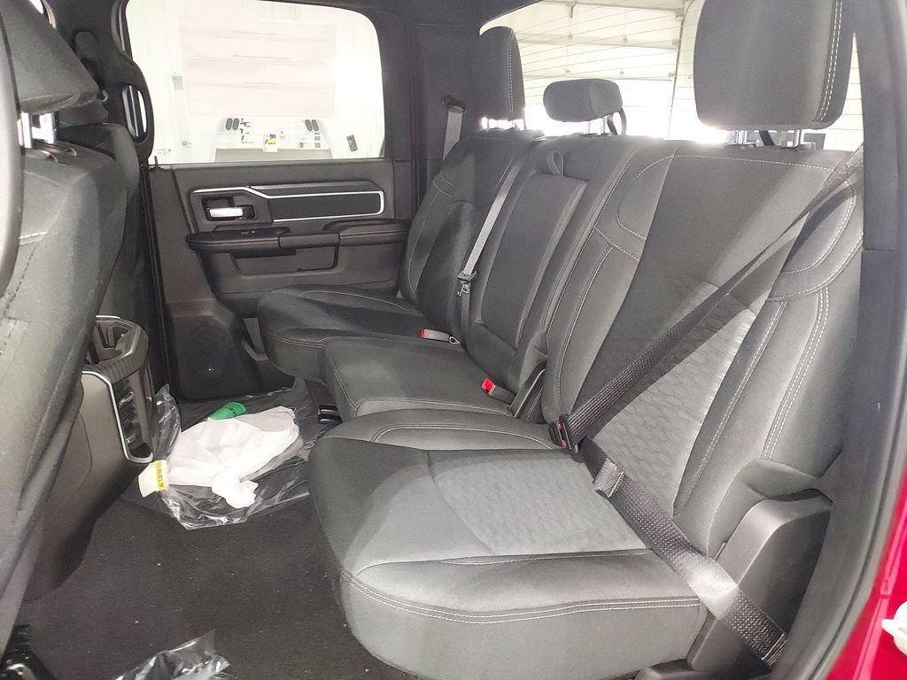 New 2026 RAM 2500 Big Horn AWD/4WD image 28