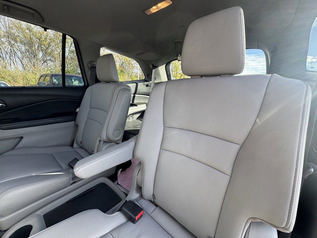 Used 2022 Honda Pilot Touring image 25