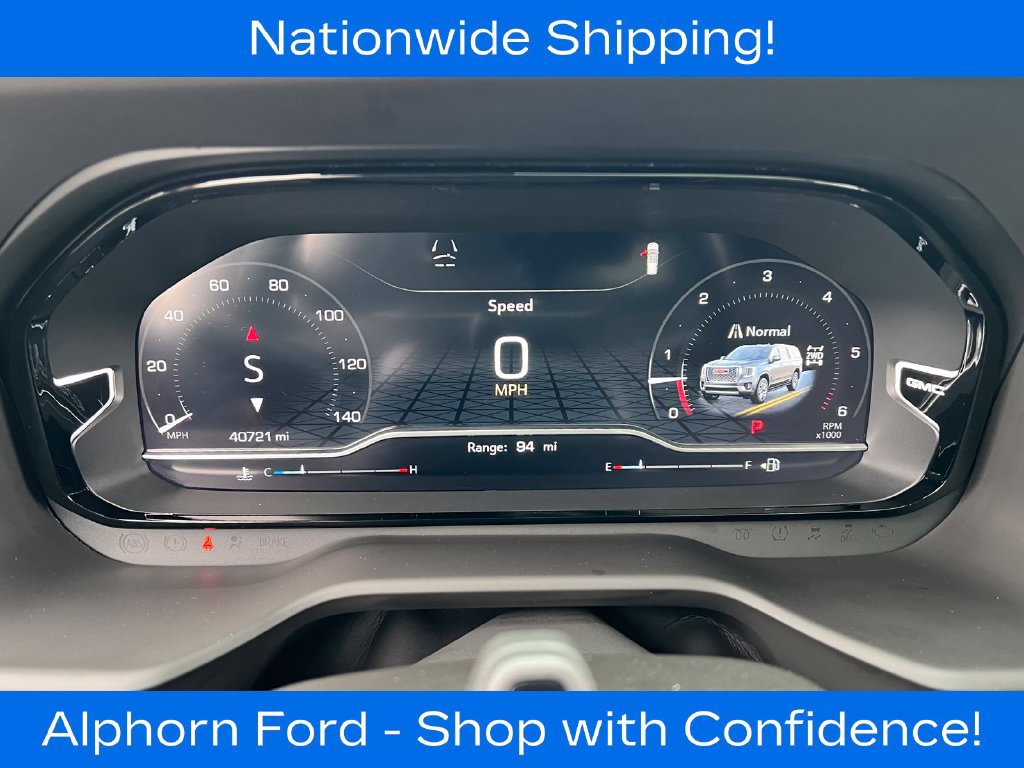 Used 2023 GMC Yukon XL Denali w/ Advanced Technology Package AWD/4WD image 16