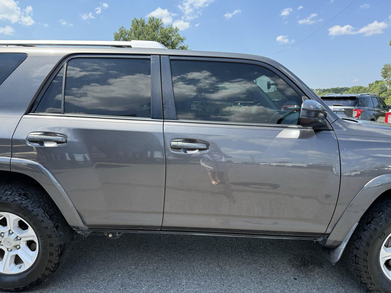 Used 2014 Toyota 4Runner SR5 RWD image 40
