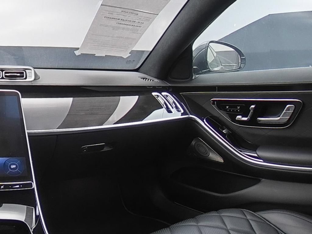 Used 2024 Mercedes-Benz S 580 4MATIC Sedan image 23