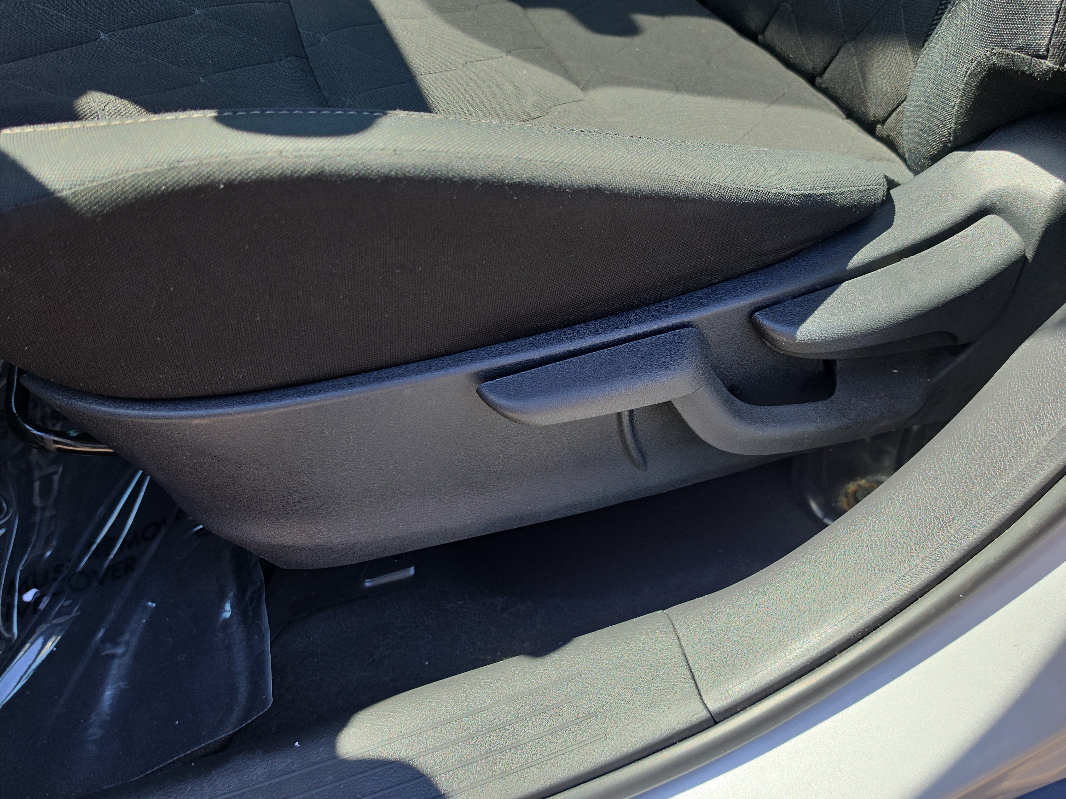 Used 2020 Nissan Kicks SV FWD image 20