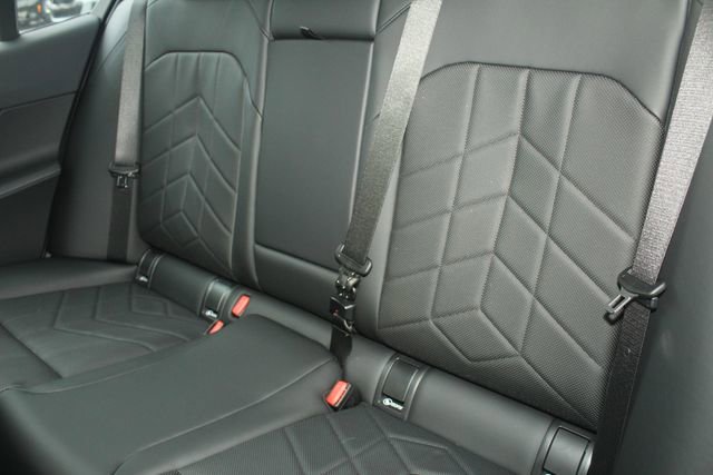 New 2026 BMW i5 eDrive40 image 21