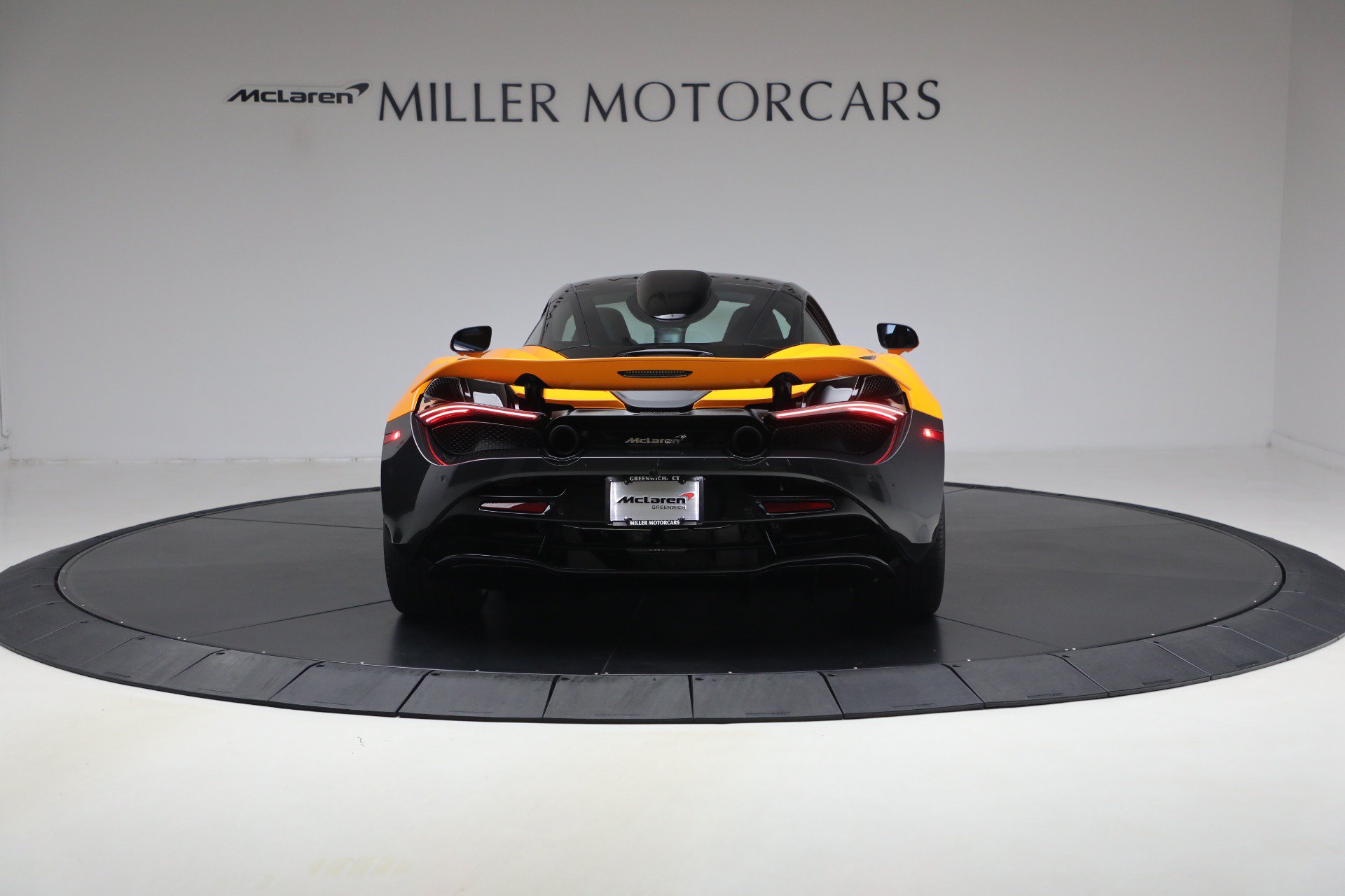 Used 2021 McLaren 720S RWD image 6