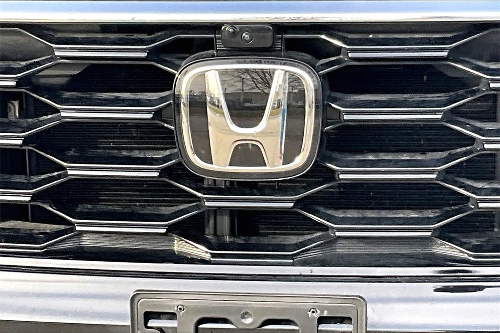 Used 2023 Honda Pilot Elite image 12