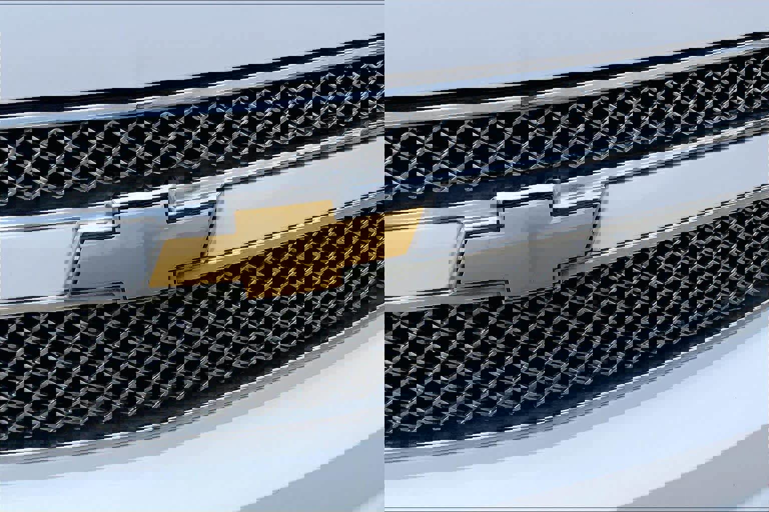 Used 2013 Chevrolet Suburban LTZ image 29