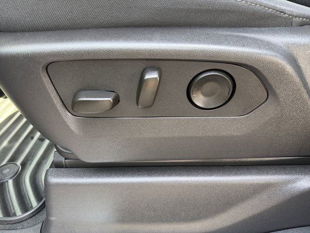 Used 2025 Chevrolet Silverado 1500 LT image 16