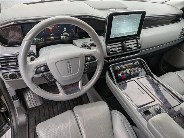 Used 2021 Lincoln Navigator Reserve w/ Luxury Package image 10