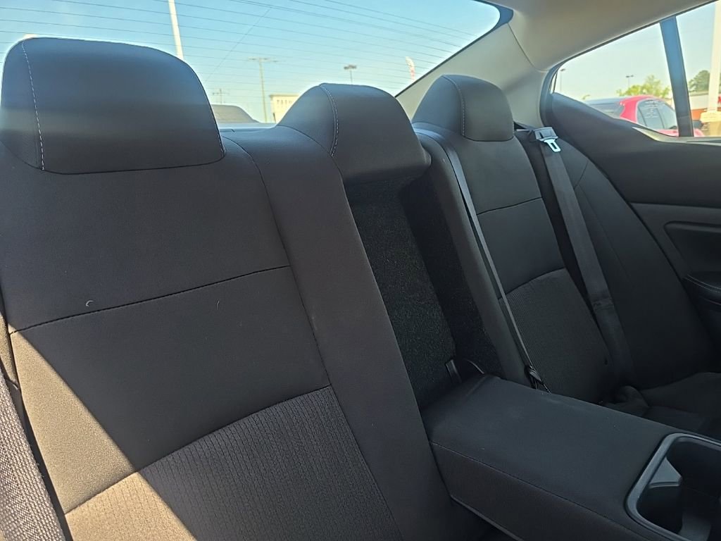 Used 2025 Nissan Altima 2.5 SV FWD image 22