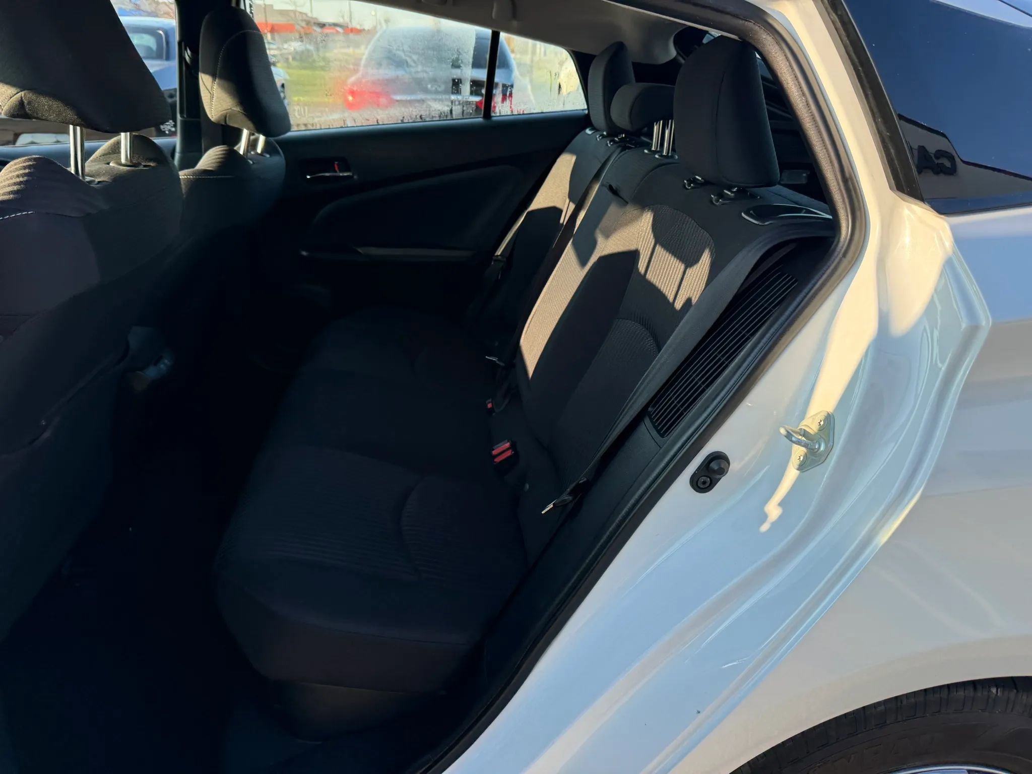 Used 2022 Toyota Prius Prime LE FWD image 20