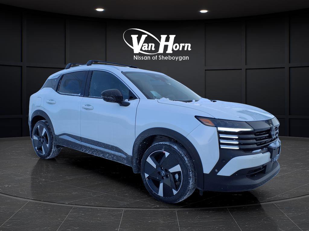 New 2026 Nissan Kicks SR w/ Cold Weather Package