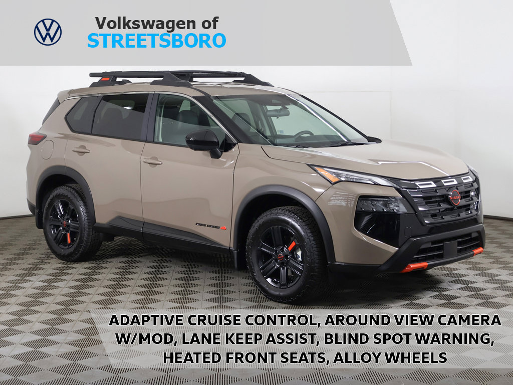 Used 2026 Nissan Rogue SV AWD/4WD image 1