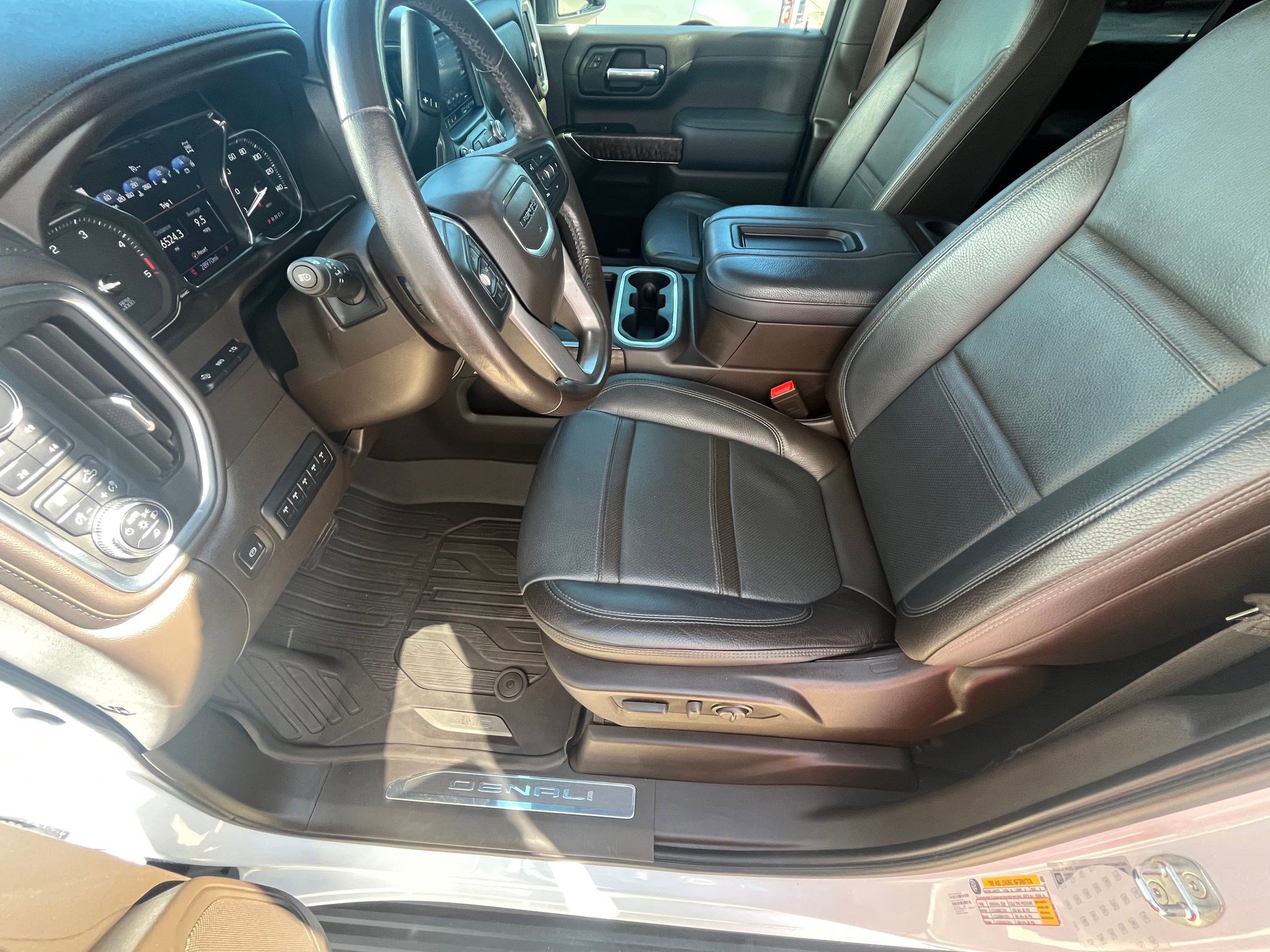 Used 2021 GMC Sierra 3500 Denali w/ Denali Ultimate Package image 5