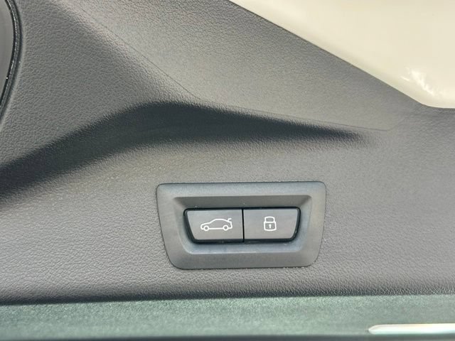 Used 2026 BMW X5 xDrive40i AWD/4WD image 37