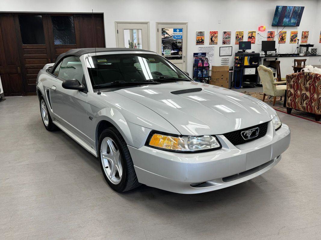 Used 2000 Ford Mustang GT RWD image 21