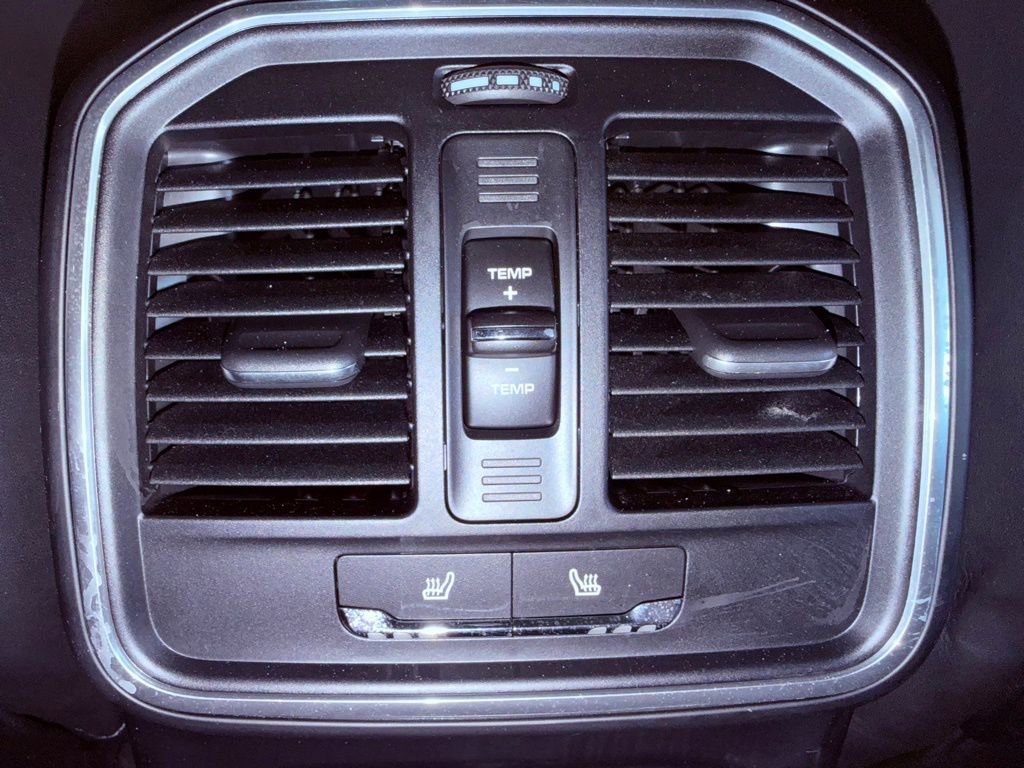 Used 2016 Porsche Macan S image 14