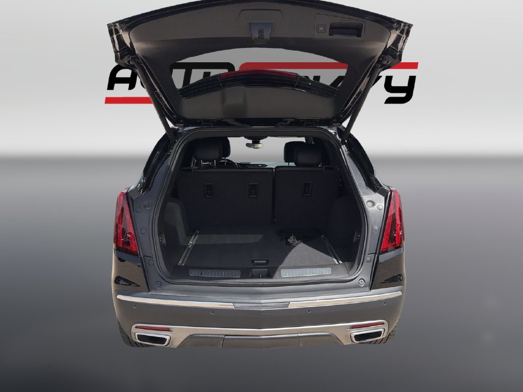 Used 2025 Cadillac XT5 Premium Luxury w/ Technology Package FWD image 18