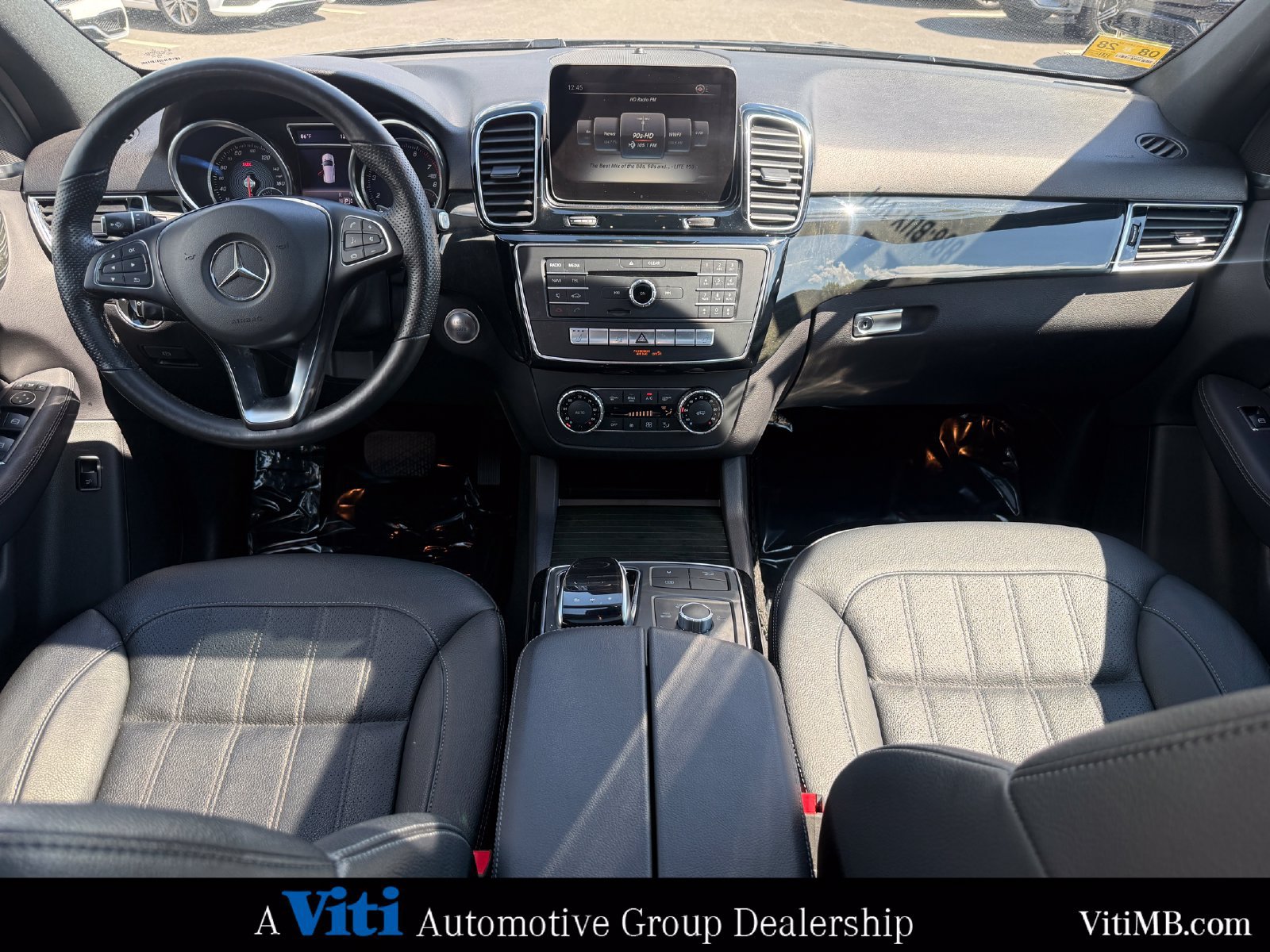 Used 2017 Mercedes-Benz GLE 350 4MATIC image 2