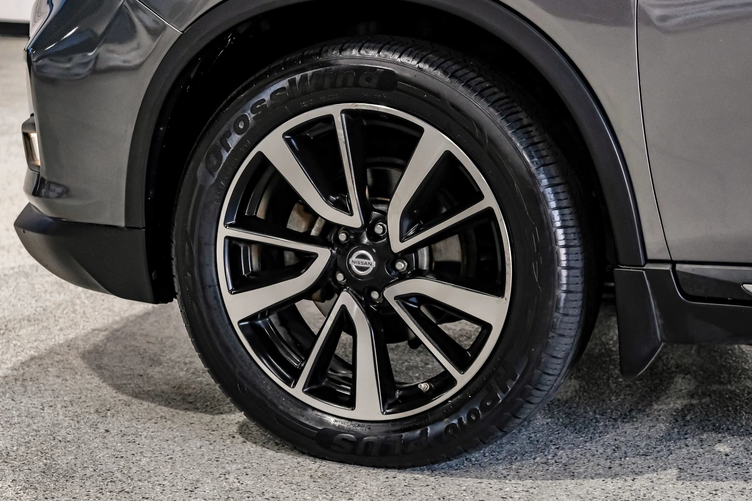 Used 2018 Nissan Rogue SL w/ Premium Package FWD image 67