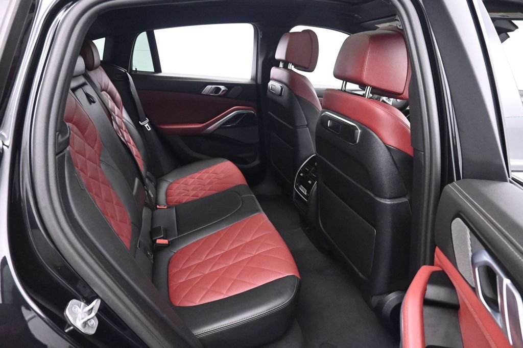 Used 2024 BMW X6 xDrive40i w/ Premium Package AWD/4WD image 17