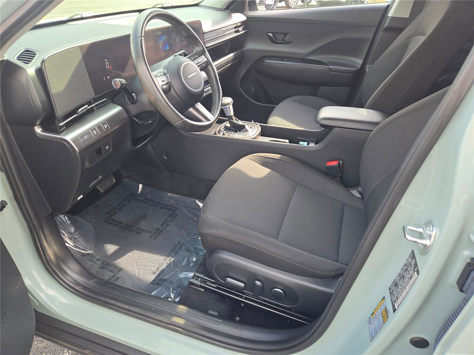 Used 2025 Hyundai Kona SEL AWD/4WD image 26