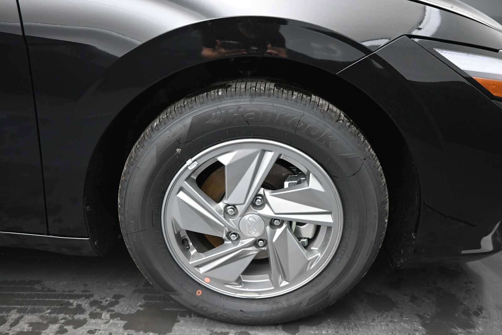 New 2026 Hyundai Elantra SE FWD image 10