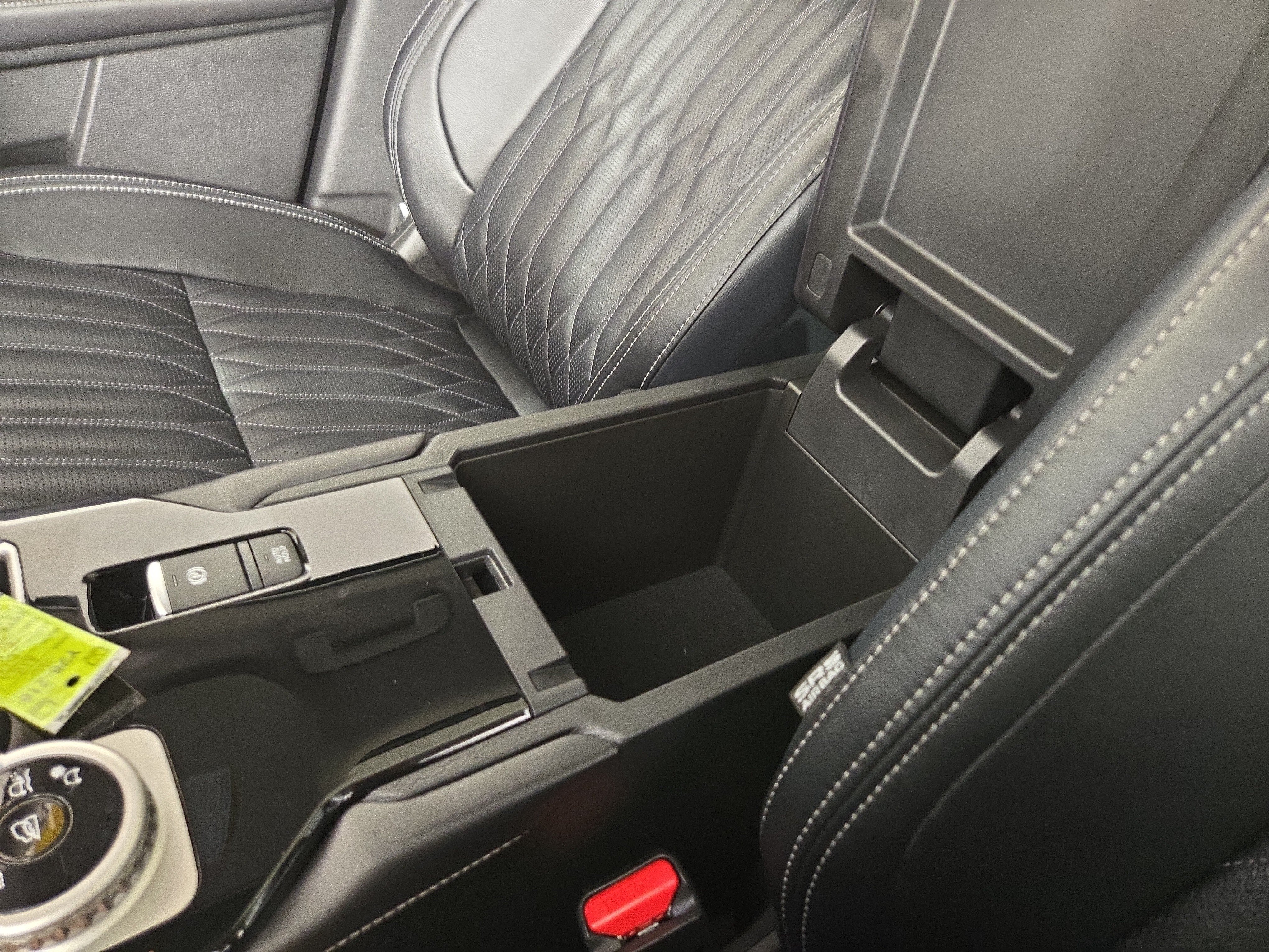 New 2026 Mitsubishi Outlander SEL FWD image 29