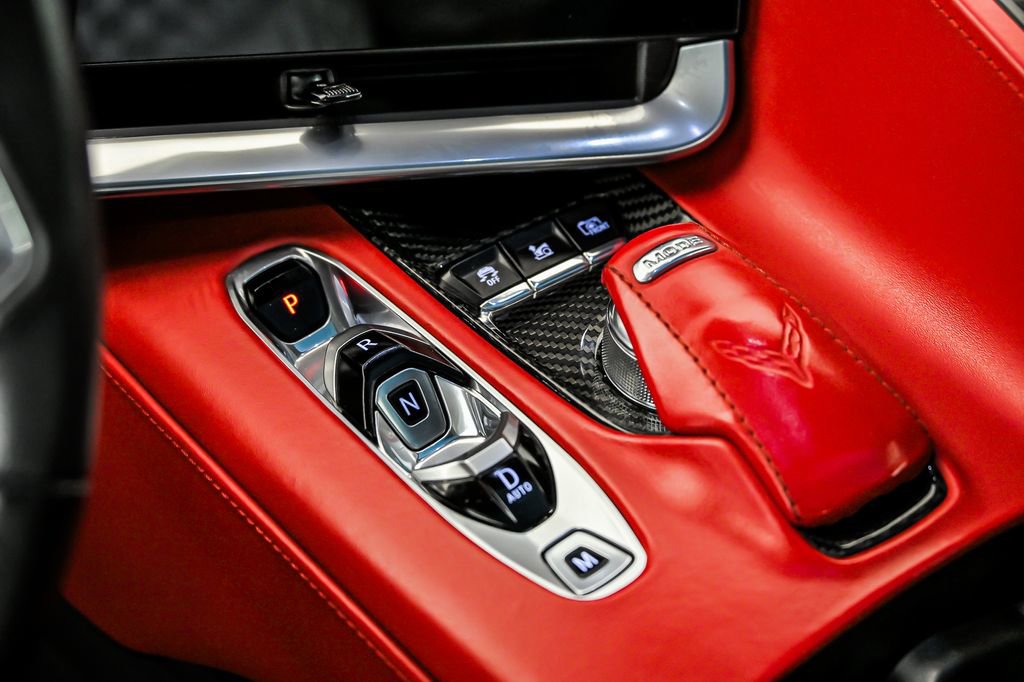 Used 2021 Chevrolet Corvette Stingray Premium Cpe w/ Z51 Performance Package image 25