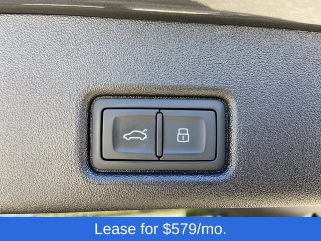 Used 2025 Audi Q5 Premium w/ Convenience Package AWD/4WD image 33