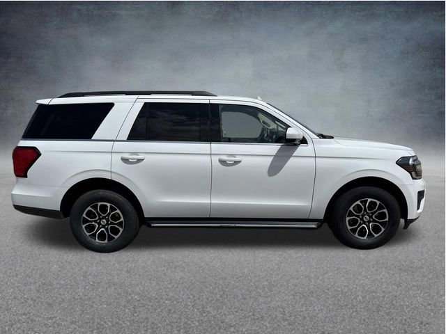 Used 2023 Ford Expedition XLT AWD/4WD image 9