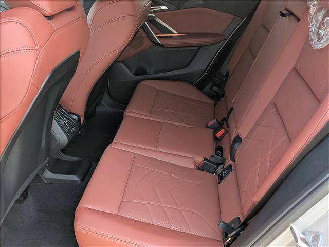 New 2027 BMW X2 xDrive28i AWD/4WD image 17