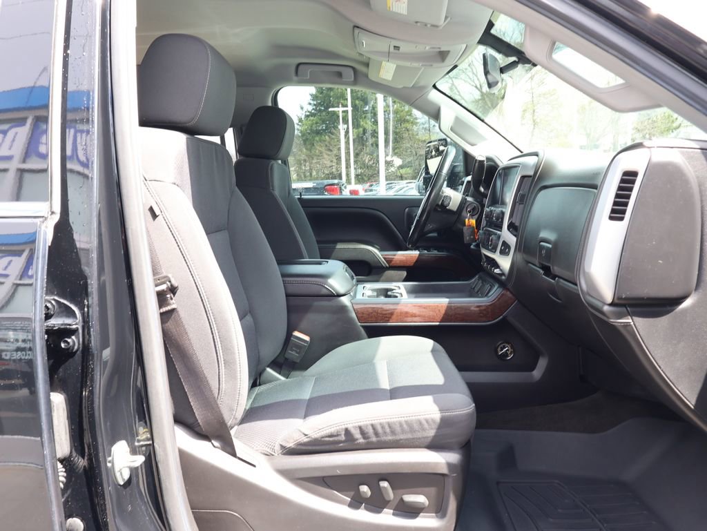 Used 2018 GMC Sierra 2500 SLE w/ Suspension Package, Off-Road image 34