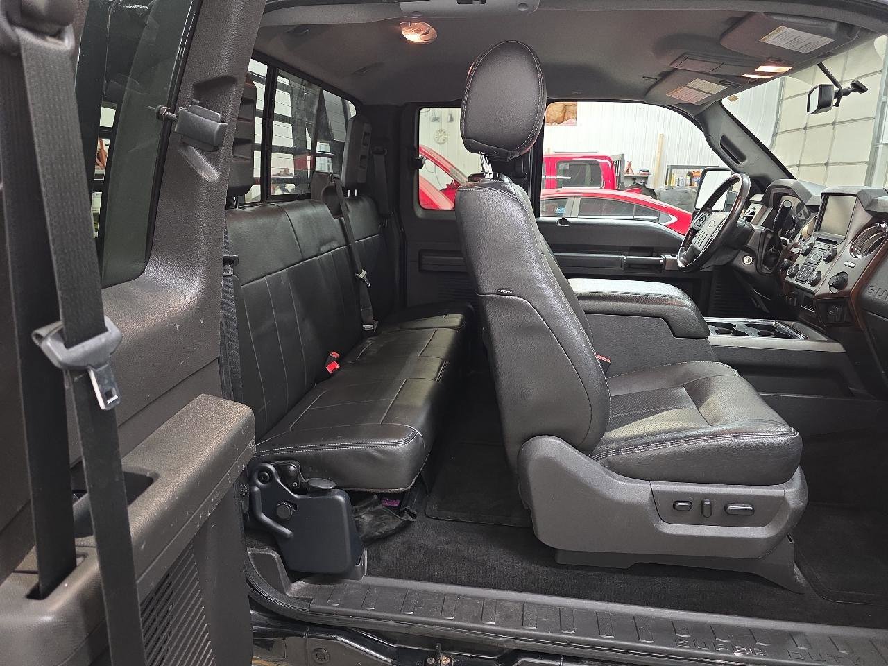 Used 2015 Ford F350 Lariat w/ Chrome Package AWD/4WD image 46