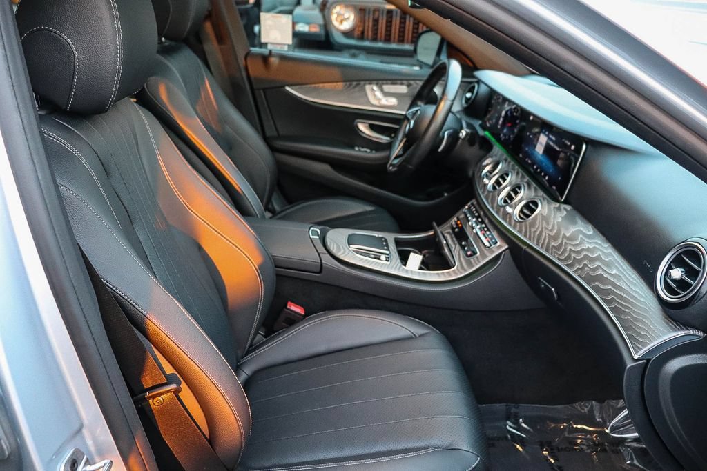 Used 2021 Mercedes-Benz E 350 Sedan image 20