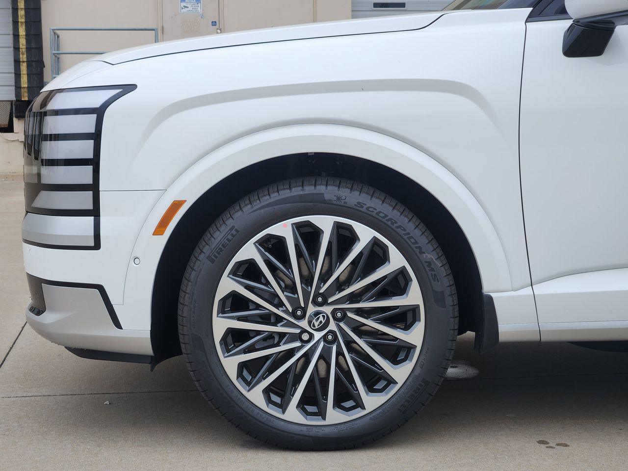 New 2026 Hyundai Palisade Calligraphy FWD image 7